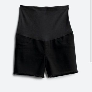 Maternity shorts